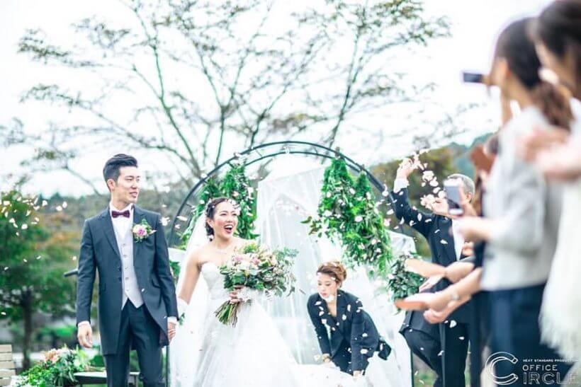 ウェディング会社代表が暴露 結婚式をホントに安くあげる方法 裏ワザまとめ ホワイトボックス図書館